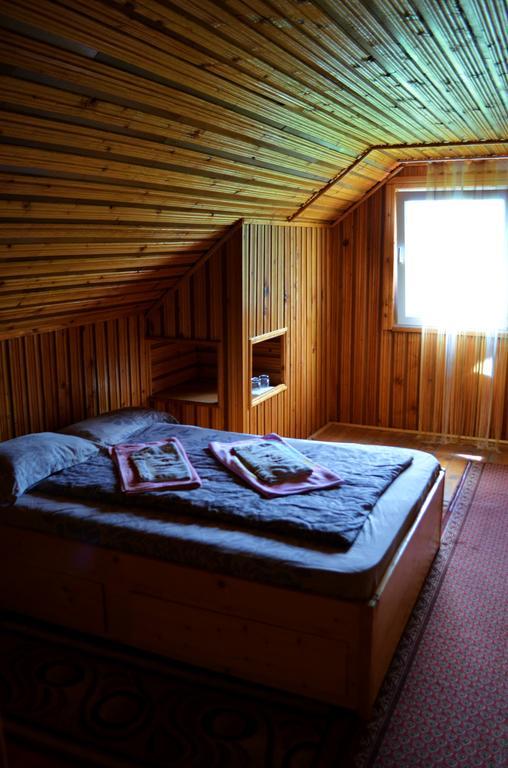 Casa Lorena Sărata-Monteoru Szoba fotó