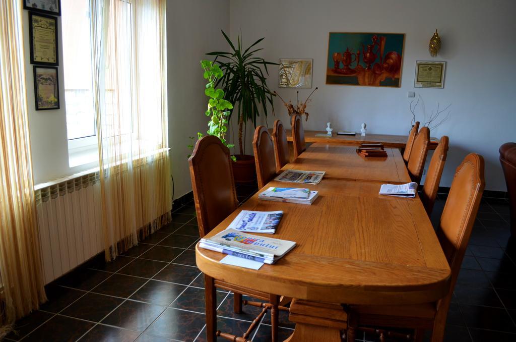 Casa Lorena Sărata-Monteoru Kültér fotó